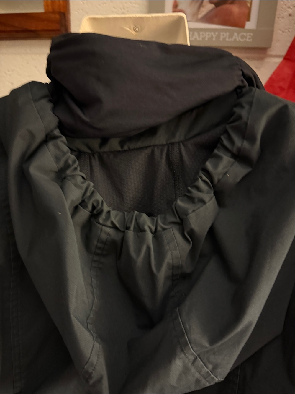 Lululemon - Picture 7 of 8